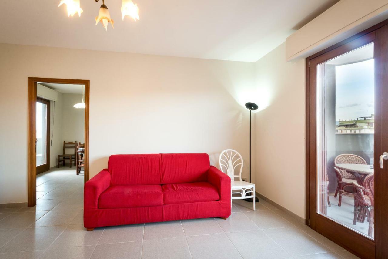 Poetto Beach Apartment Quartu Sant'Elena Exterior photo
