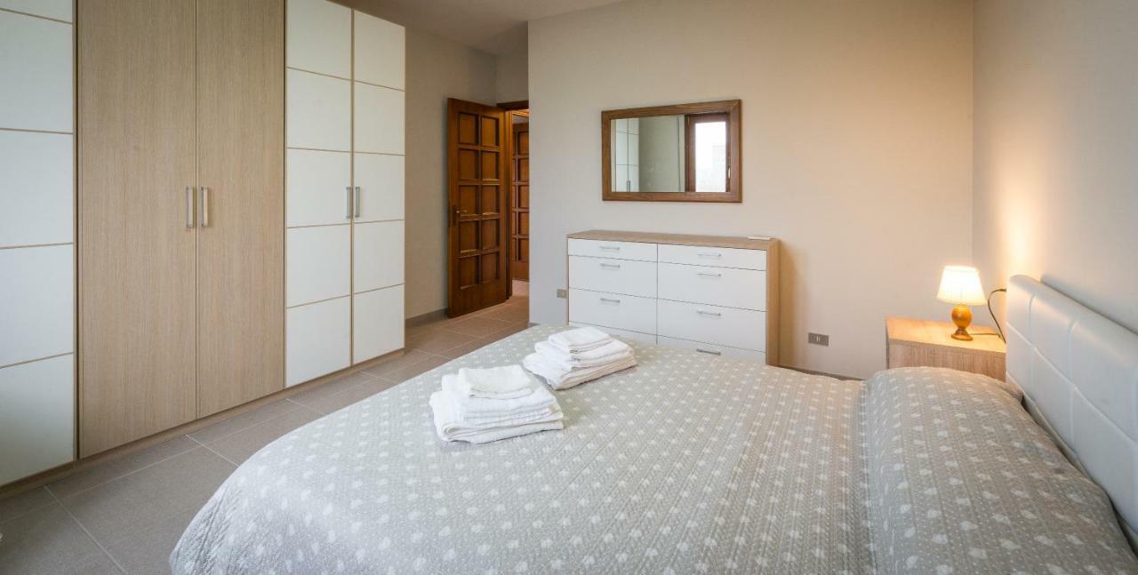 Poetto Beach Apartment Quartu Sant'Elena Exterior photo